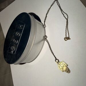 TEAMSESH necklace and pendant